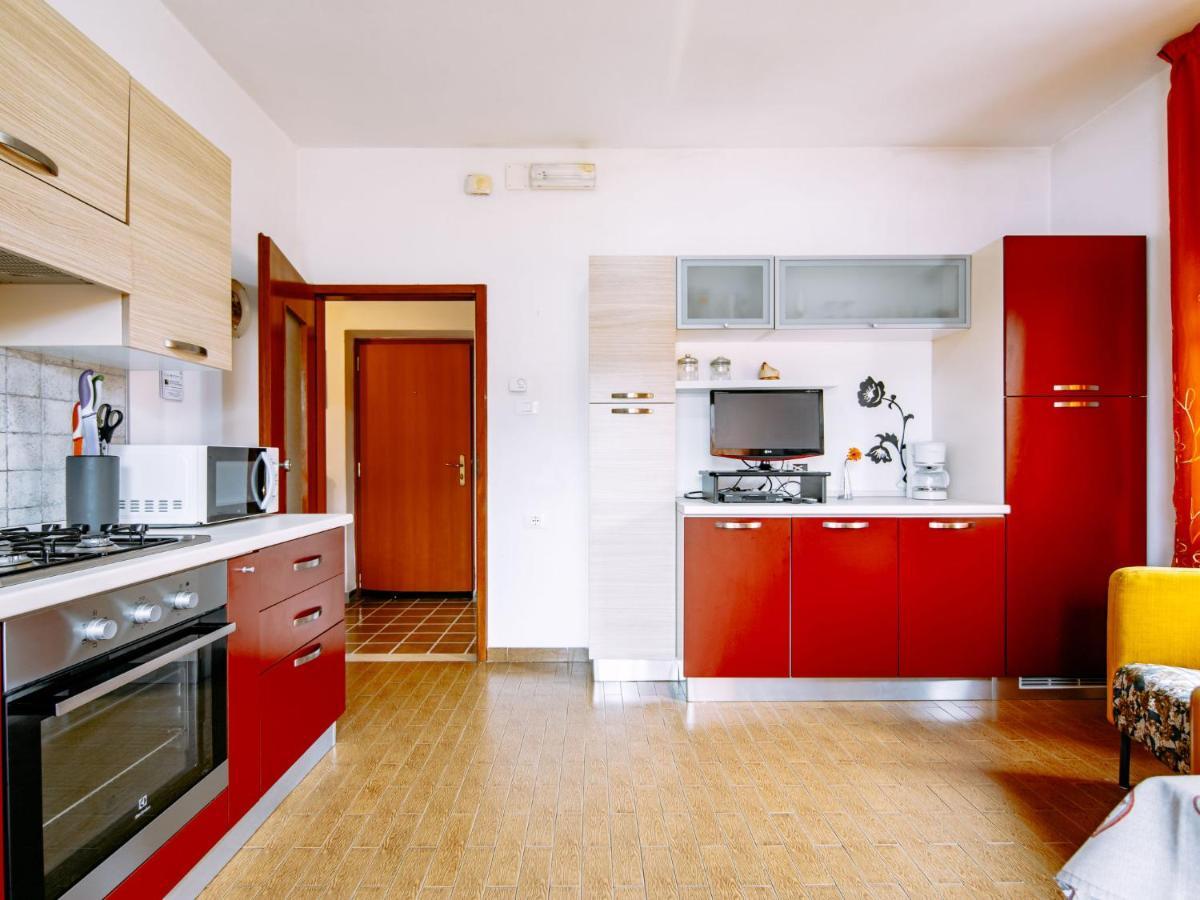 Apartment Deval-1 By Interhome Кальчераніка-аль-Лаґо Екстер'єр фото